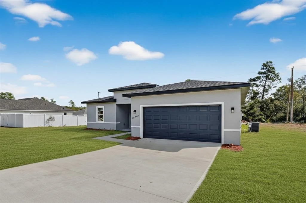 Photo of 15742 SW 37TH CIRCLE