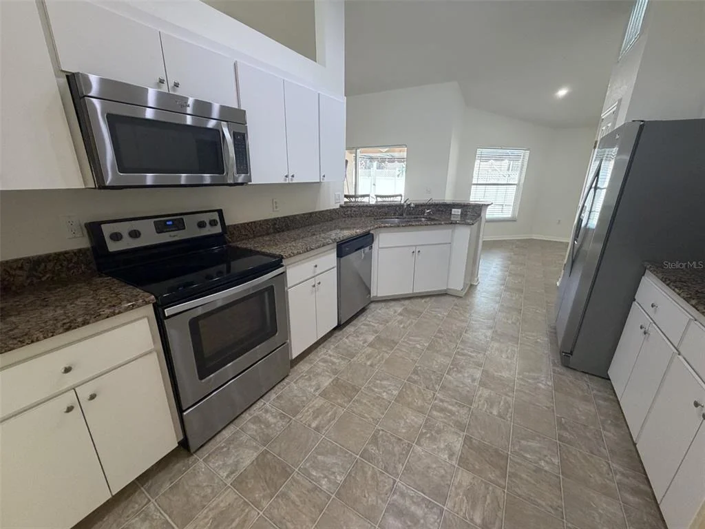 Photo of 7002 SUMMIT CIRCLE