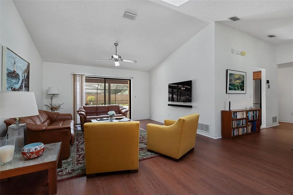 Photo of 45 WEBSTER LANE