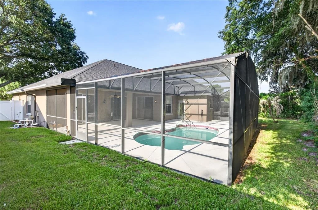 Photo of 19337 SPRING OAK DRIVE