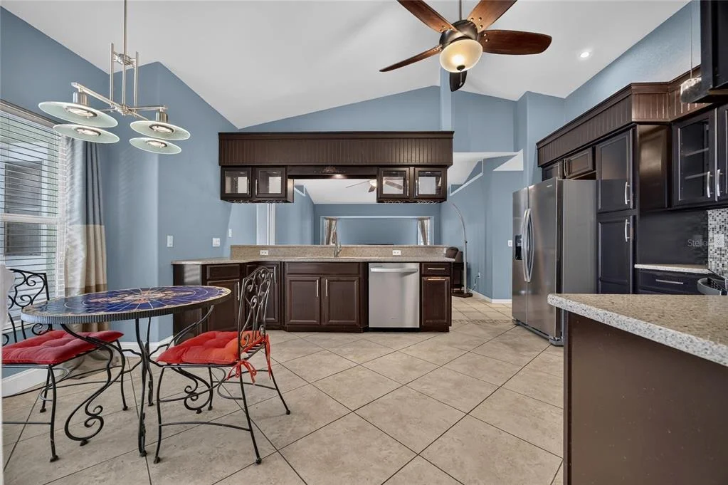 Photo of 86 SANTAREM CIRCLE