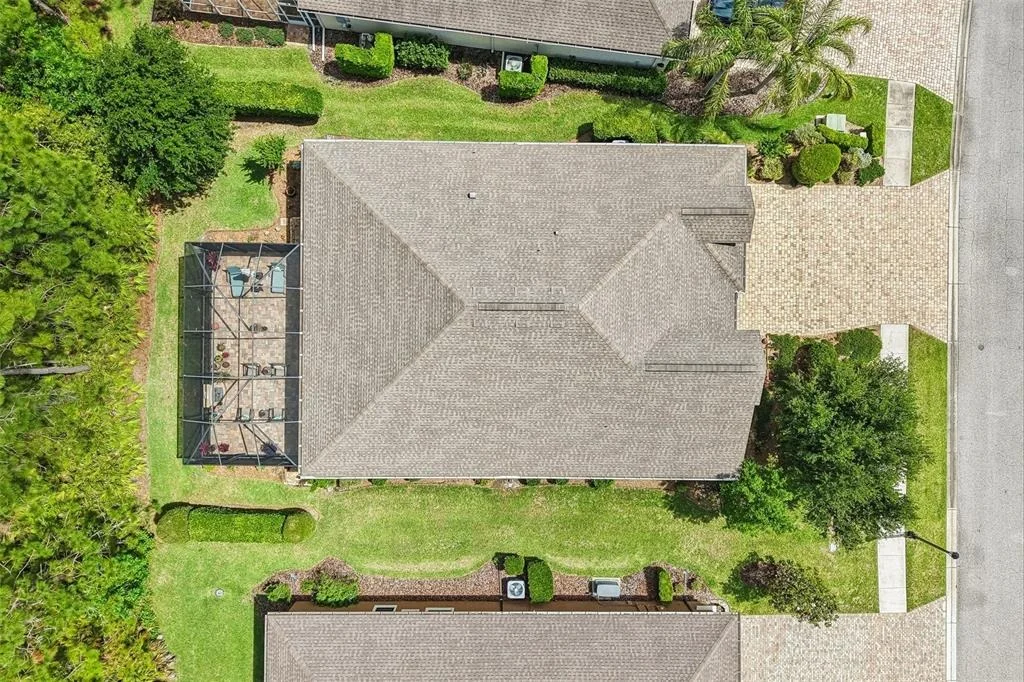 Photo of 648 SOUTHLAKE DRIVE