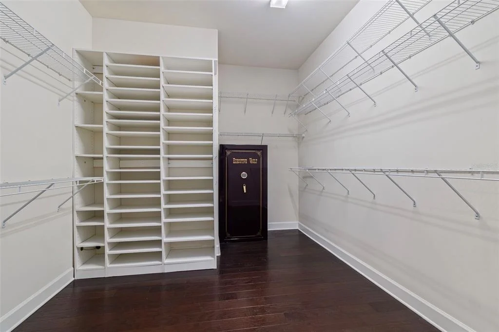 Photo of 16293 CAMDEN LAKES CIRCLE