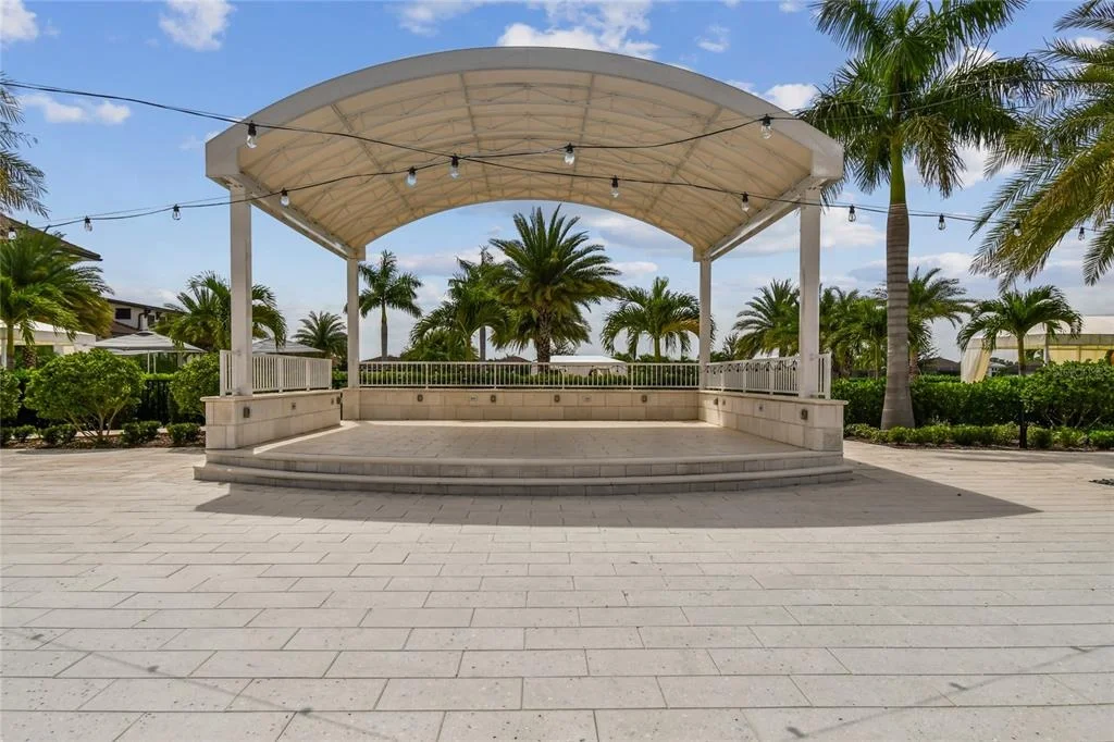Photo of 4952 SURFSIDE CIRCLE