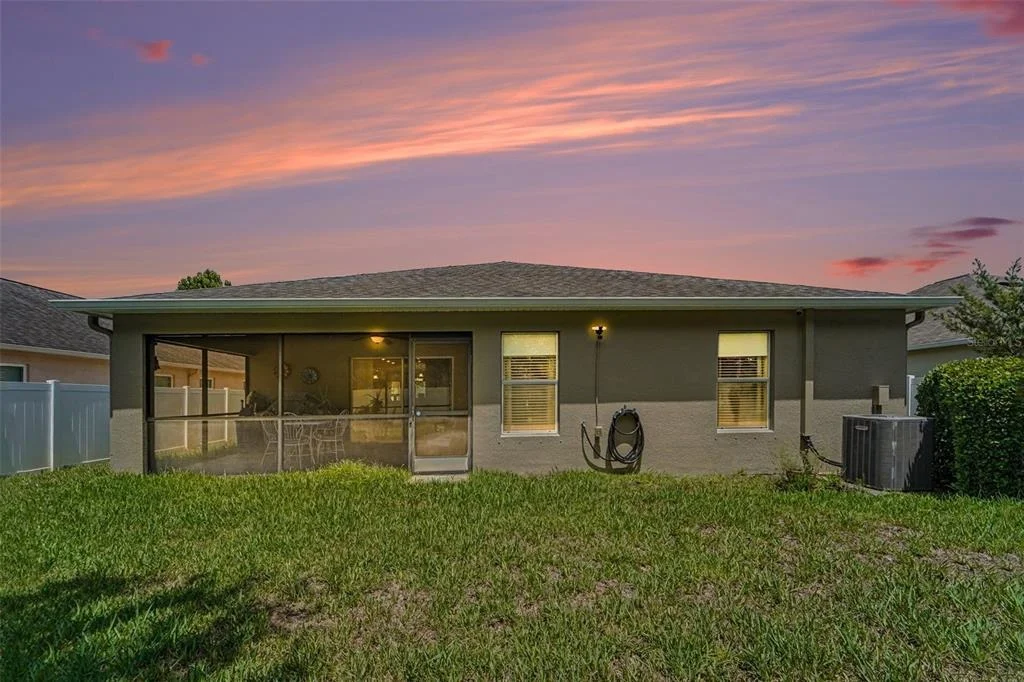 Photo of 10048 IVES LOOP