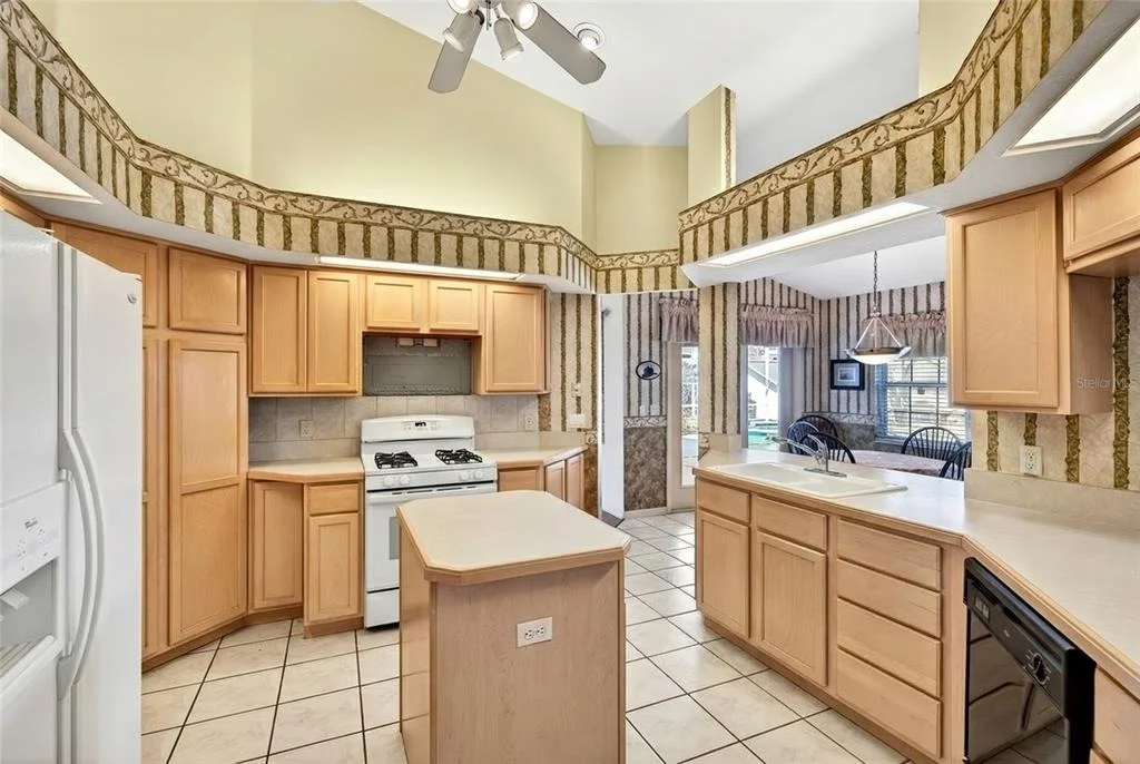 Photo of 2910 SE 23RD AVENUE