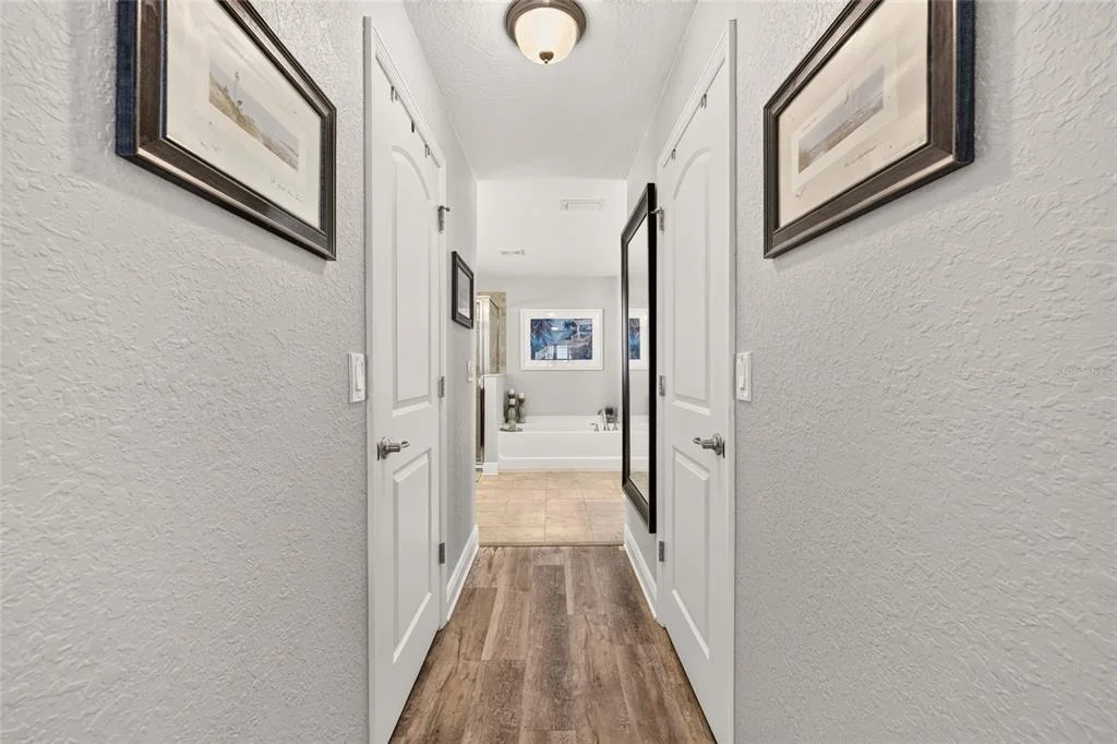 Photo of 6943 SE 11TH PLACE