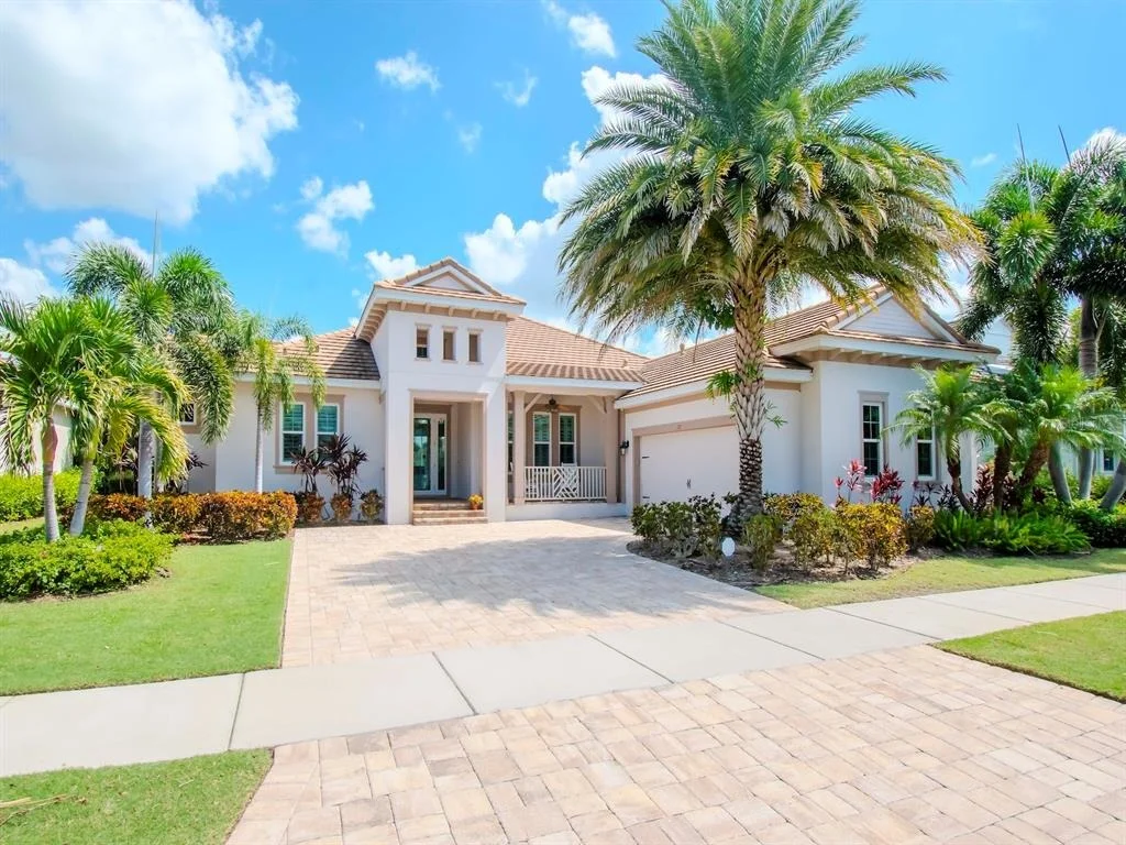 Photo of 717 MANNS HARBOR DRIVE