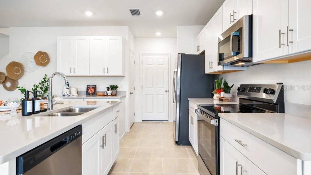 Photo of 13521 CAMELOT COURT