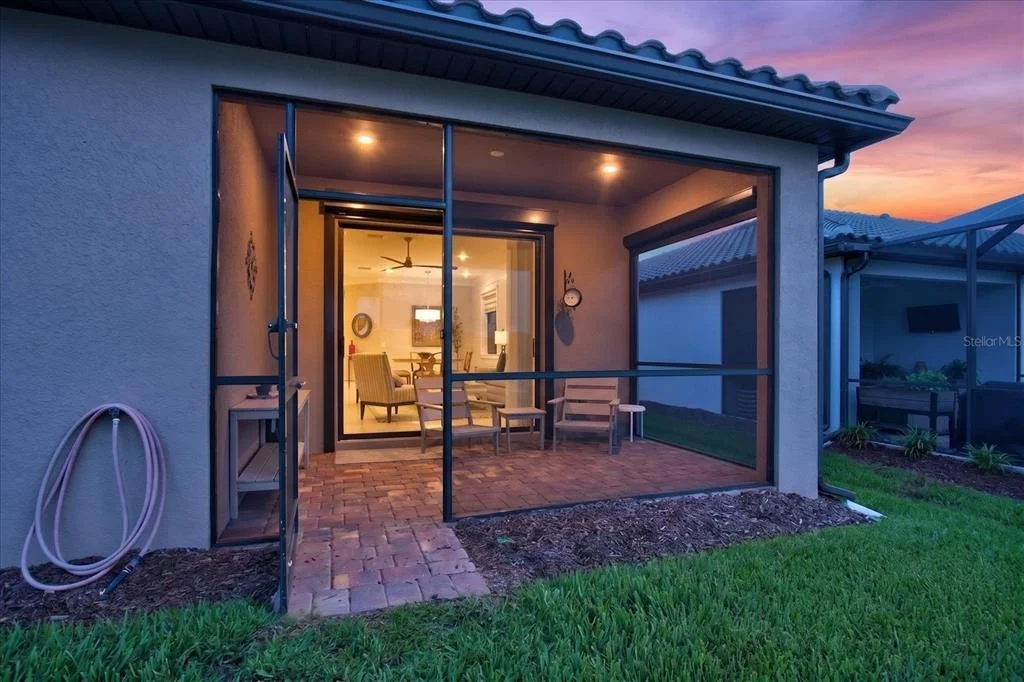 Photo of 7653 SUMMERLAND COVE