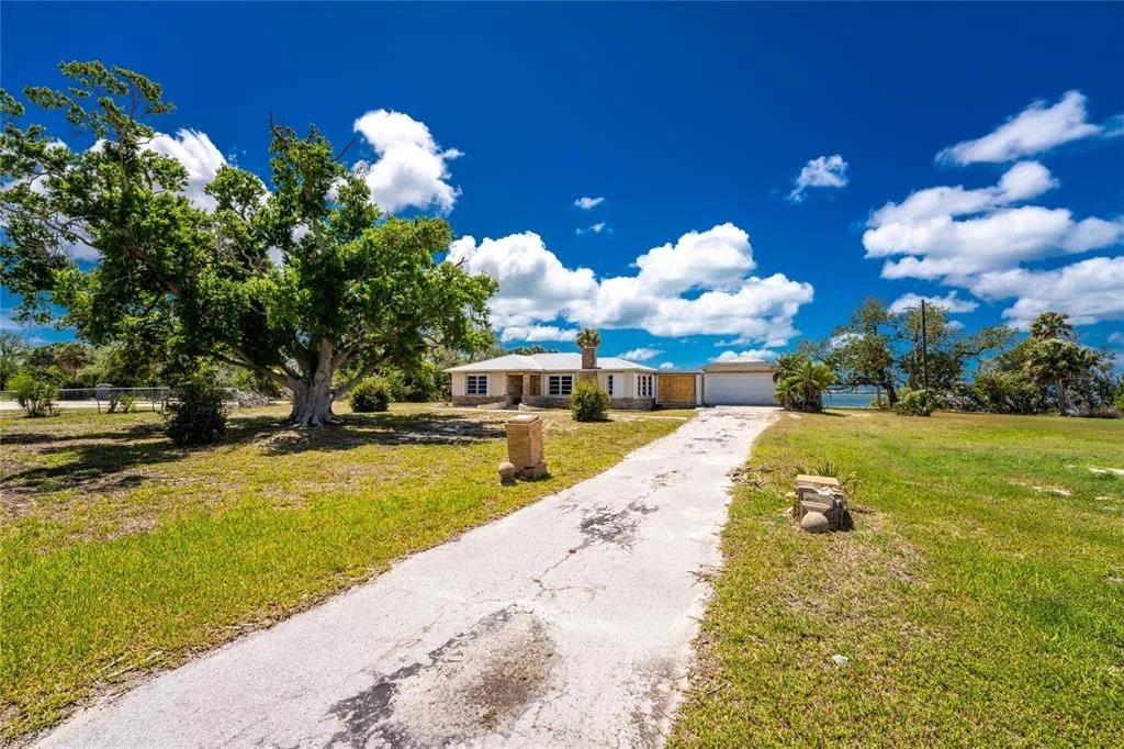 Photo of 12500 PLACIDA ROAD