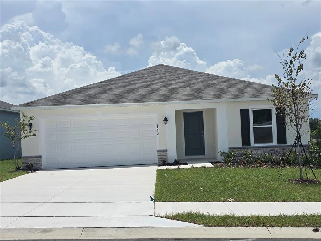 Photo of 3012 CASCADE CIRCLE