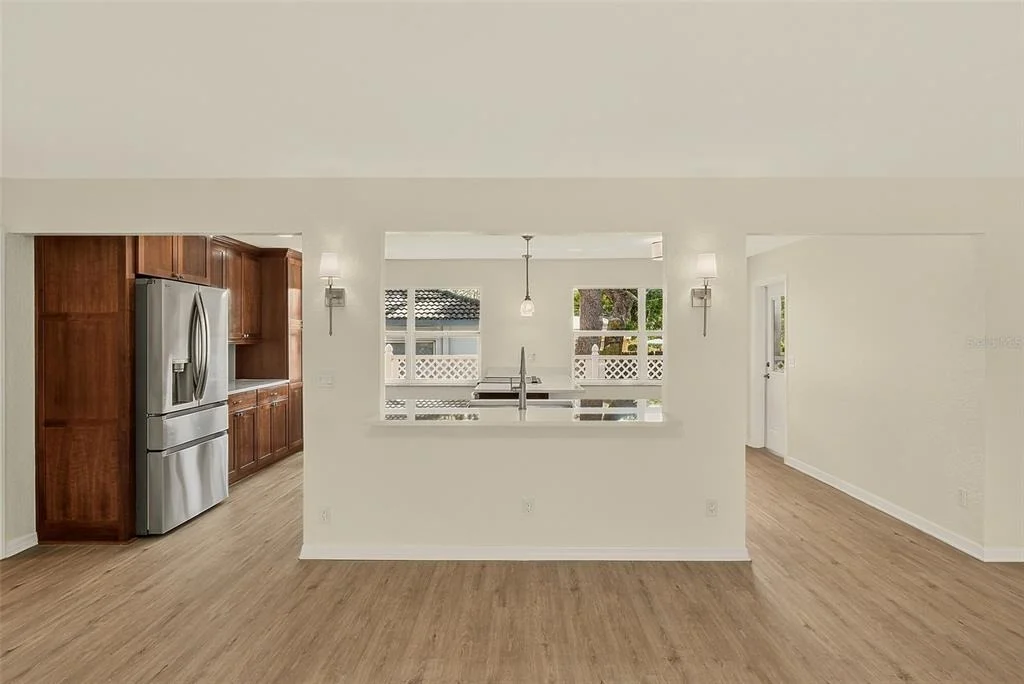 Photo of 833 TALLOWOOD DRIVE