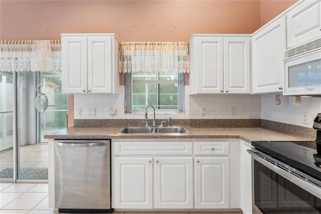 Photo of 312 ROYAL PALM WAY