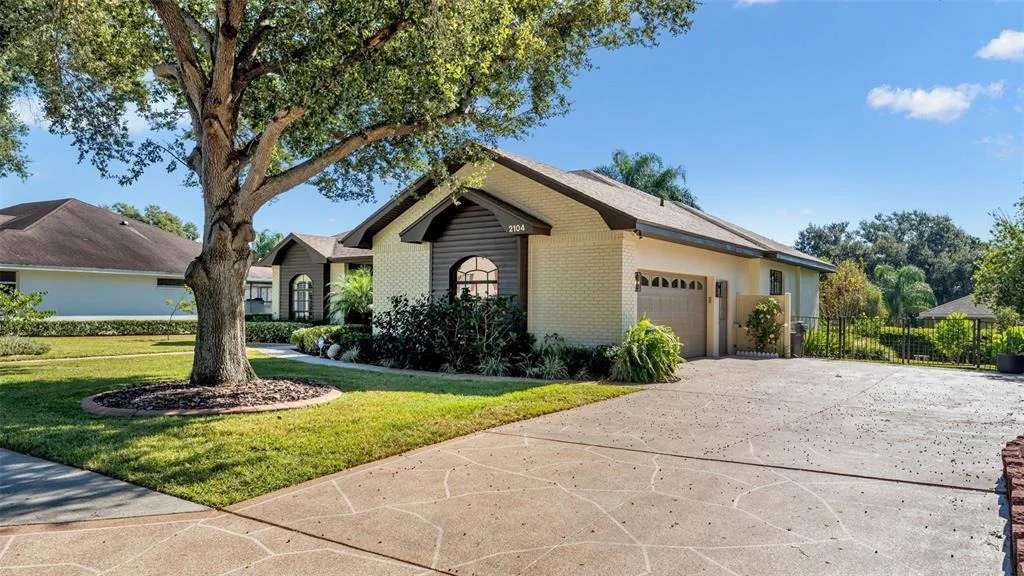 Photo of 2104 LONGLEAF CIRCLE