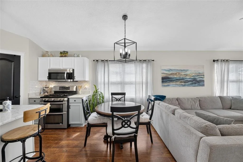 Photo of 7629 DEVONBRIDGE GARDEN WAY