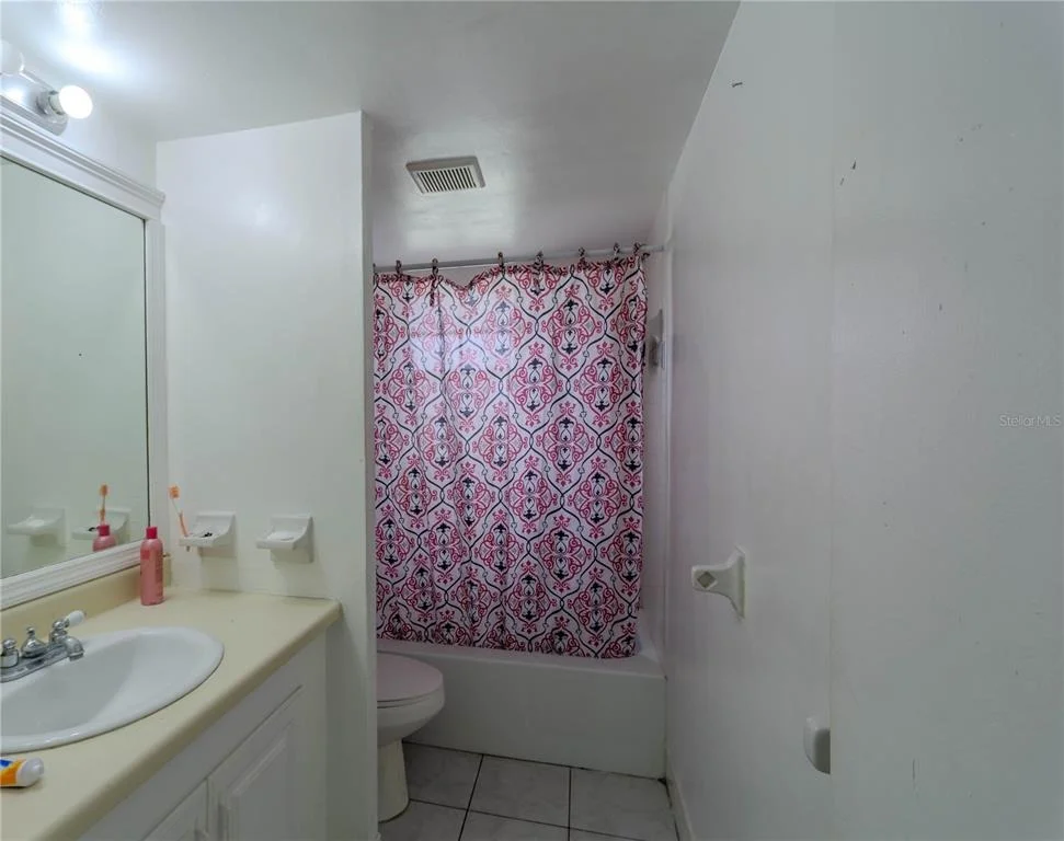Photo of 4825 VICTORY DRIVE