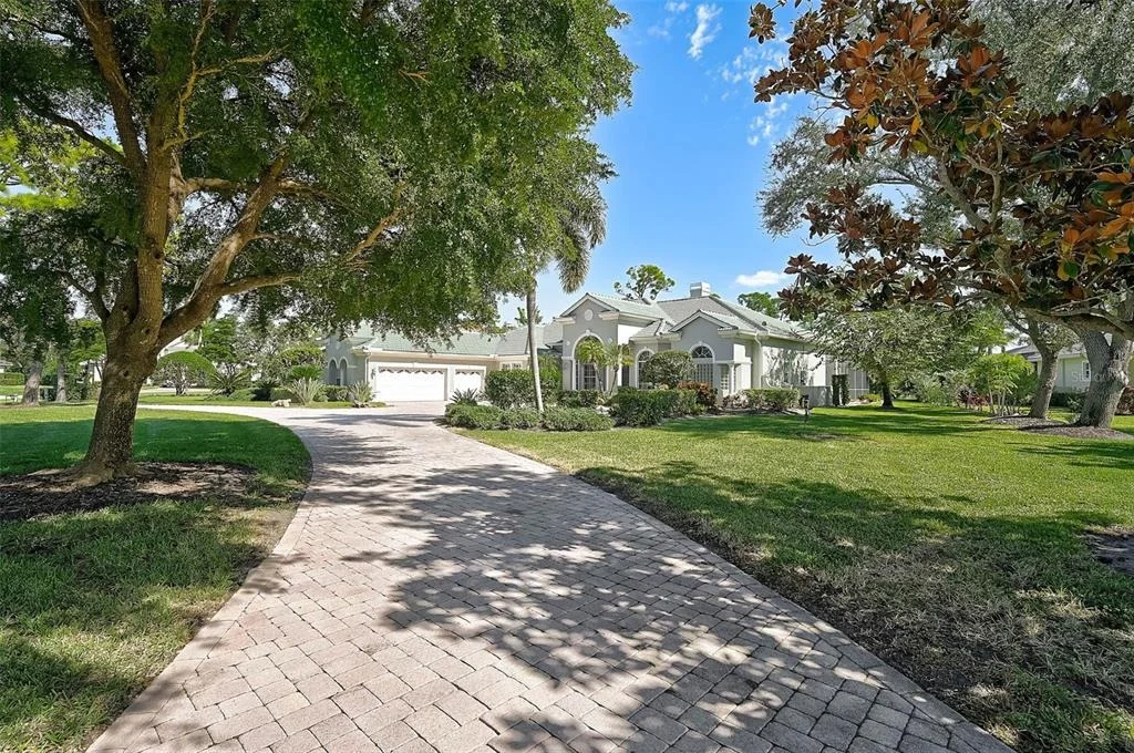 Photo of 538 DOVE POINTE DRIVE