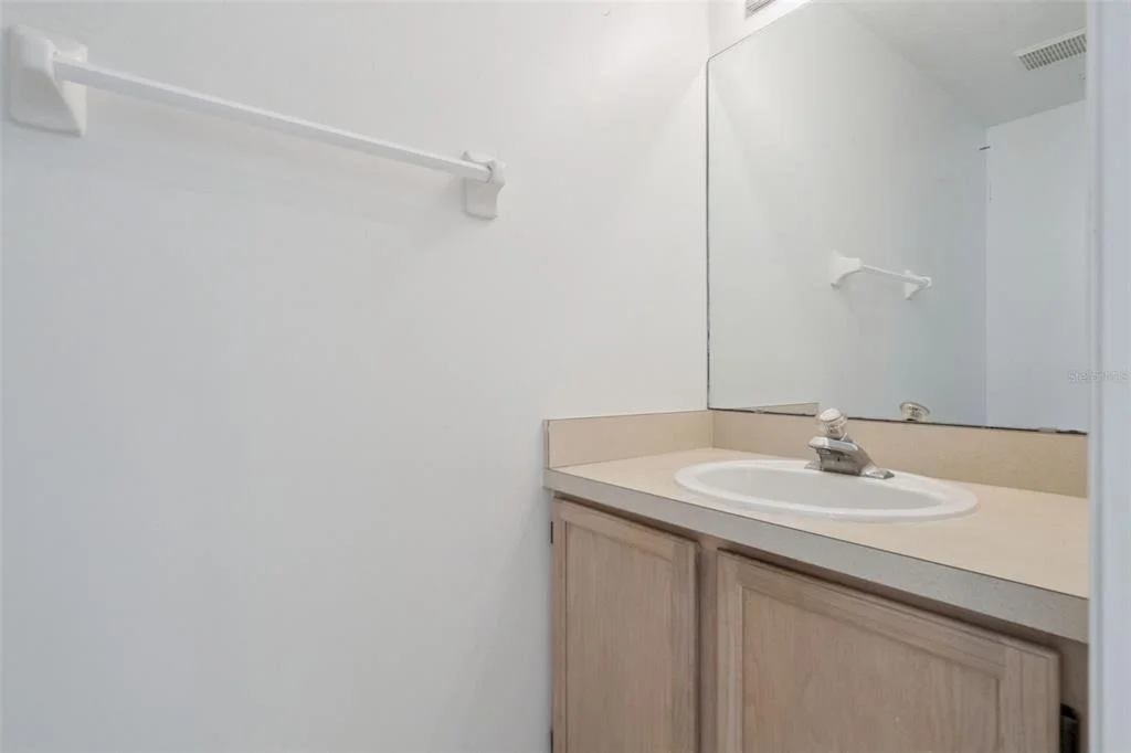 Photo of 523 ROCHESTER LOOP
