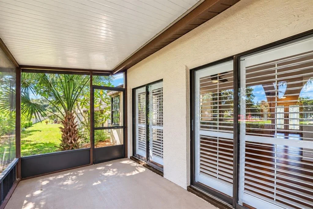 Photo of 913 SUTTON PLACE