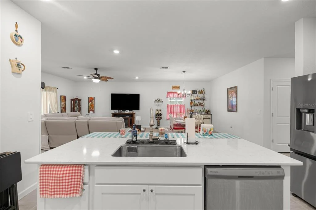 Photo of 560 NW 4TH AVENUE