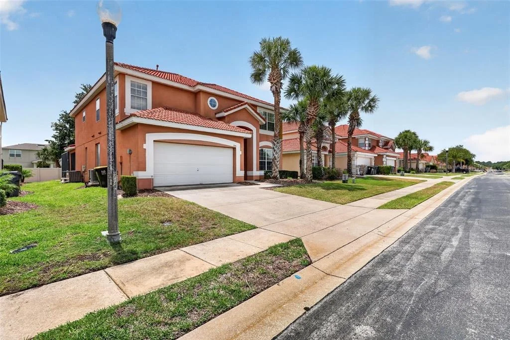 Photo of 928 SOLANA CIRCLE