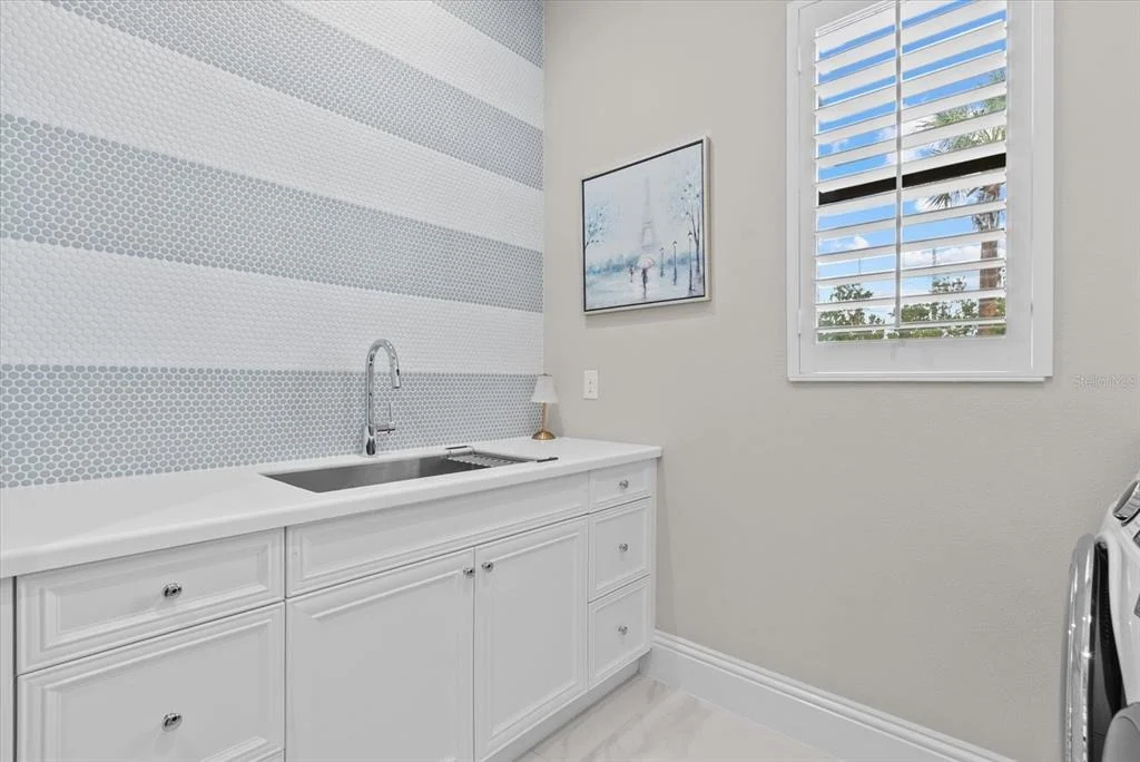 Photo of 556 BOCELLI DRIVE