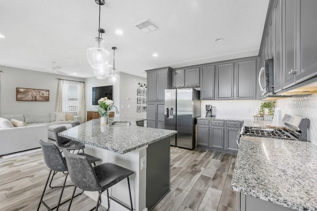Photo of 6135 VOYAGERS PLACE