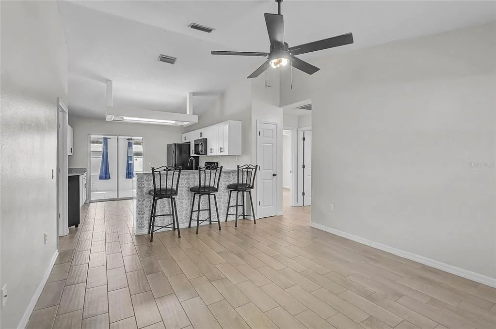 Photo of 879 NANTUCKET ROAD