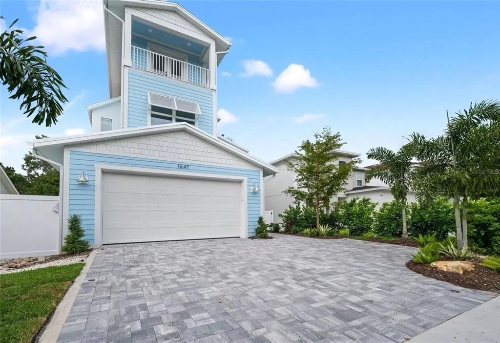 Photo of 1647 SIESTA DRIVE
