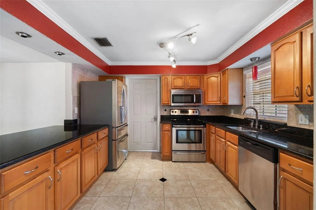 Photo of 14331 APACHE AVENUE