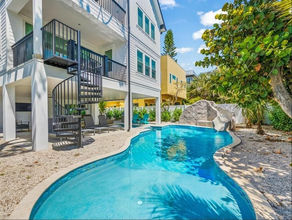 Photo of 204 COOLIDGE DRIVE