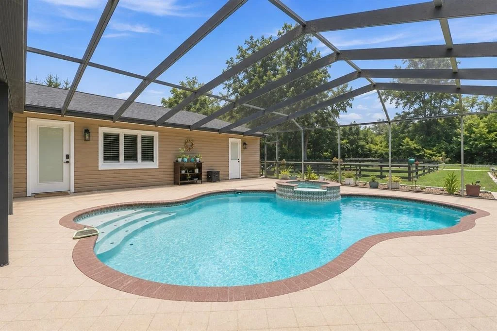Photo of 23458 CROOM ROAD