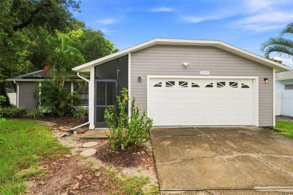 Photo of 2475 GULFBREEZE CIRCLE