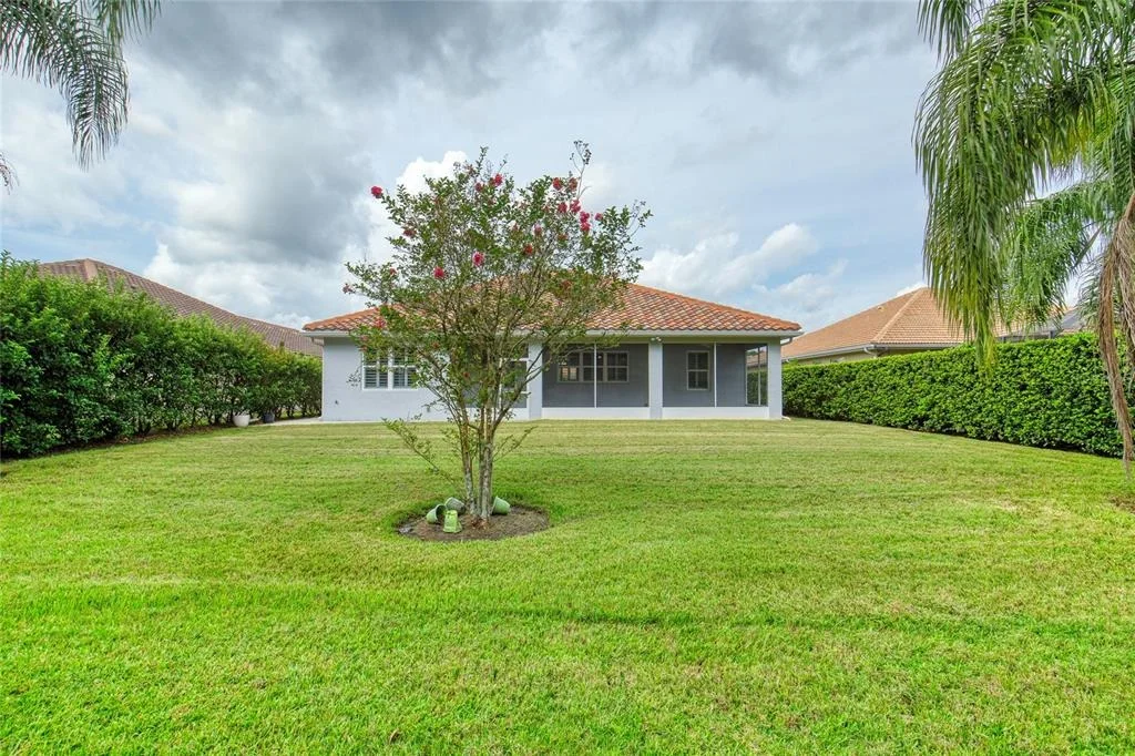 Photo of 56 THORNHILL CHASE CIRCLE