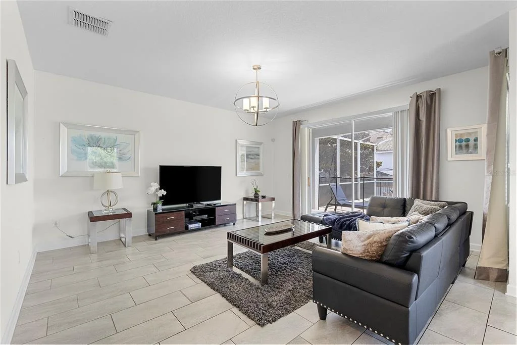 Photo of 1559 FLANGE DRIVE
