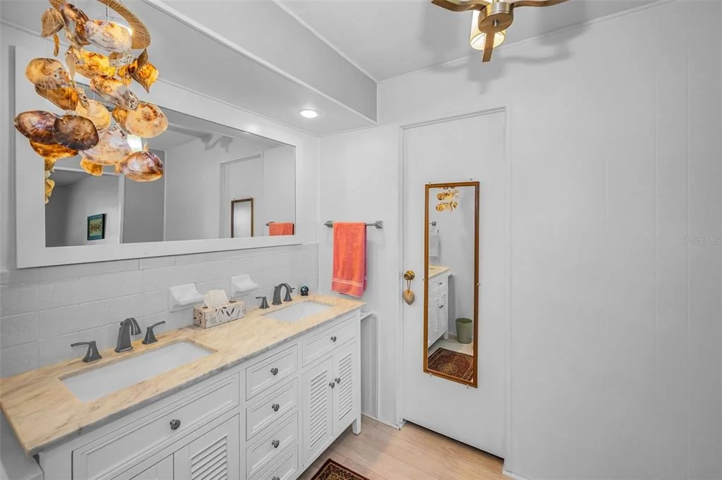 Photo of 3230 LANARK DRIVE