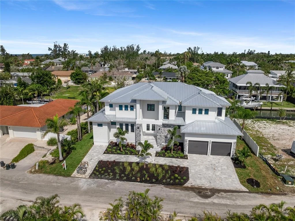 Photo of 569 BAYVIEW DRIVE