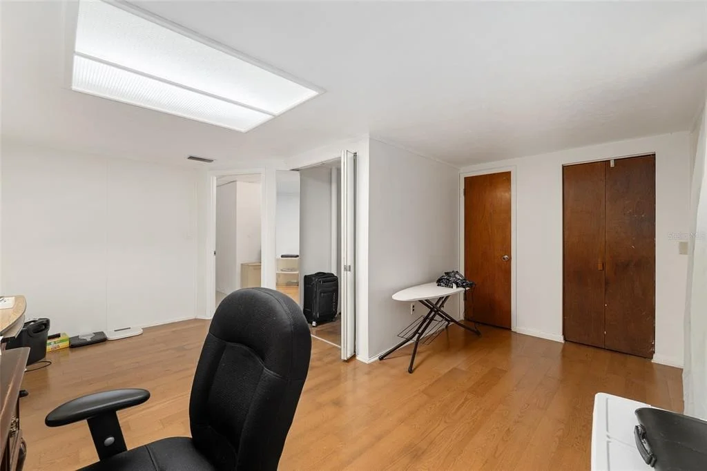Photo of 505 NW 37TH PLACE