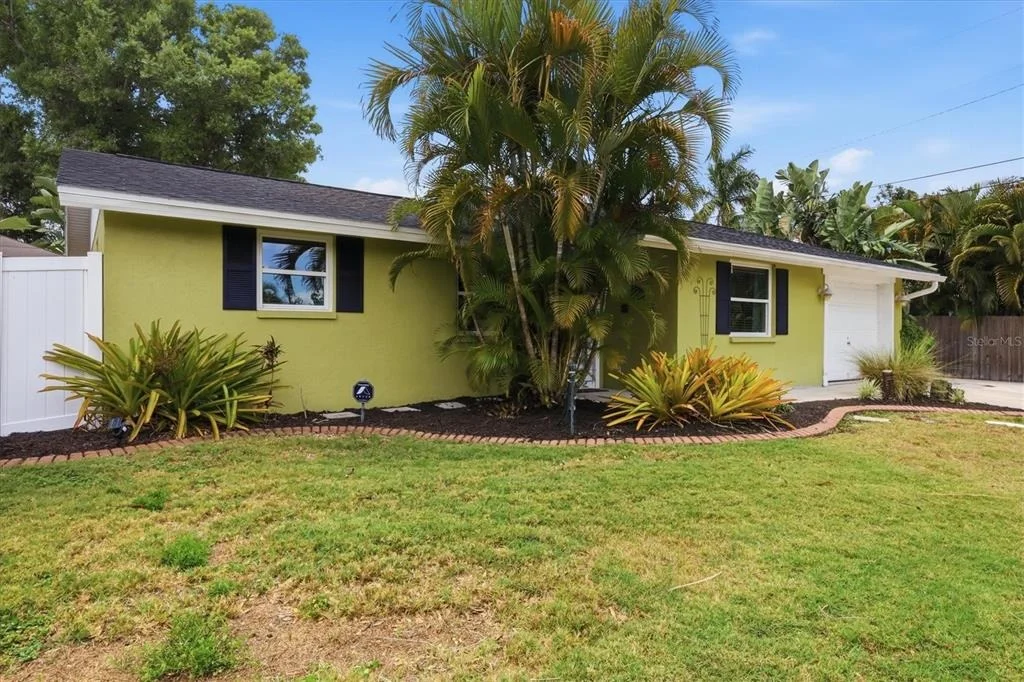Photo of 4166 POMPANO ROAD