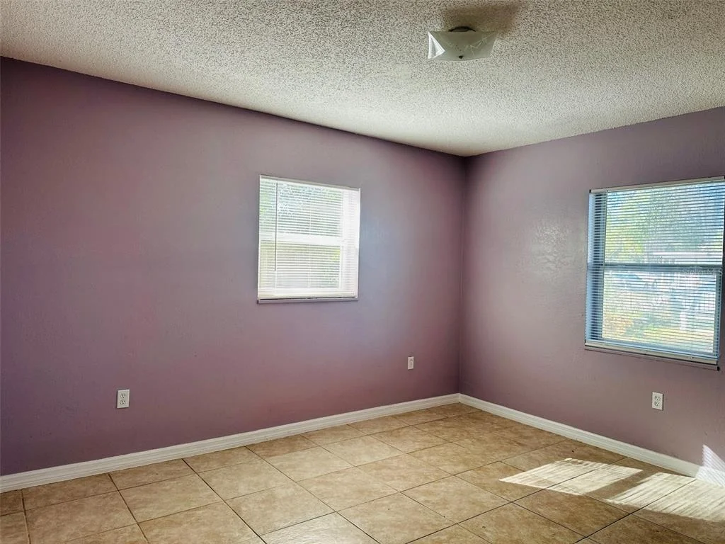Photo of 2107 VINCENT ROAD