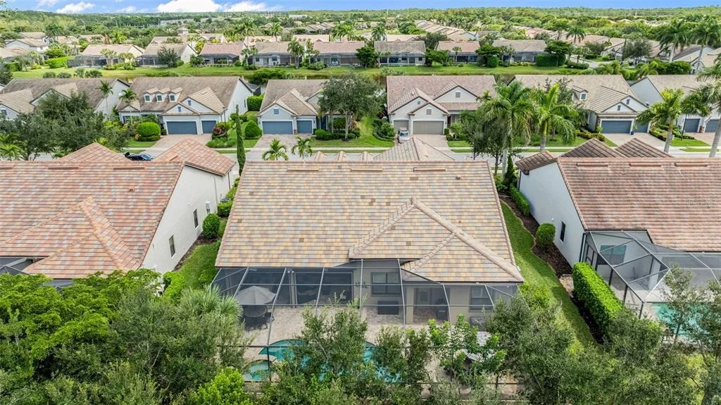 Photo of 16293 CAMDEN LAKES CIRCLE