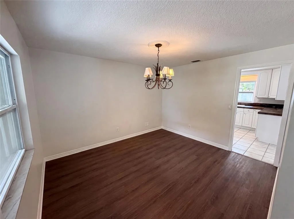 Photo of 963 SEQUOIA DRIVE