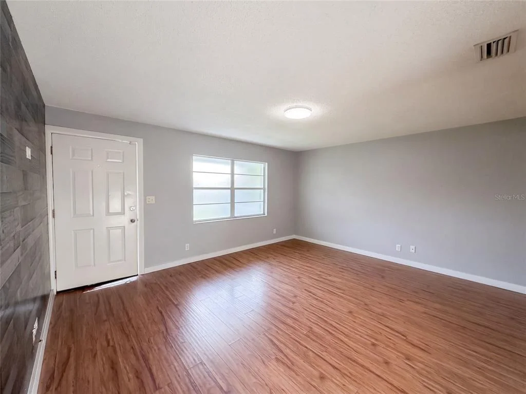 Photo of 293 MICHAEL AVENUE