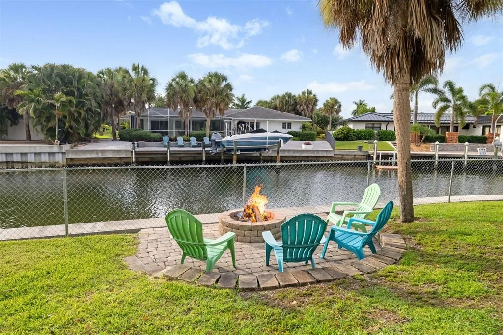 Photo of 565 COMMONWEALTH PLACE