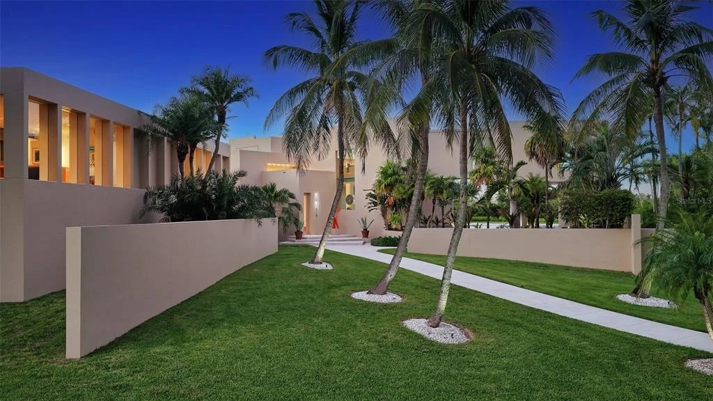 Photo of 6610 GULF OF MEXICO DRIVE