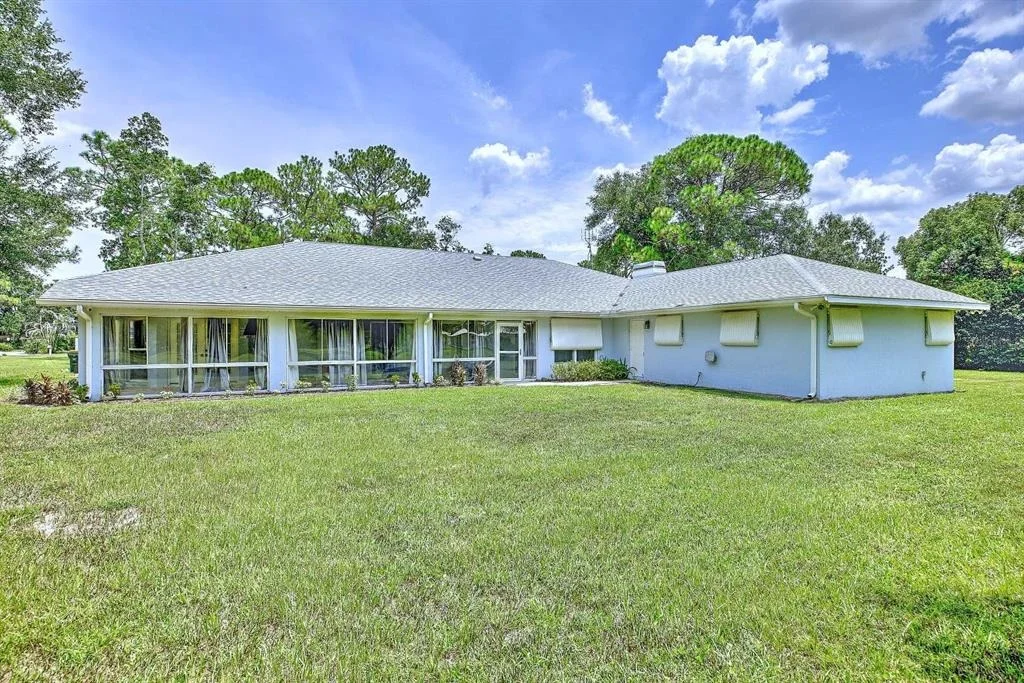 Photo of 2307 FAIRWAY LANE