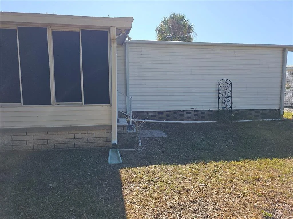 Photo of 101 DOLPHIN DRIVE N
