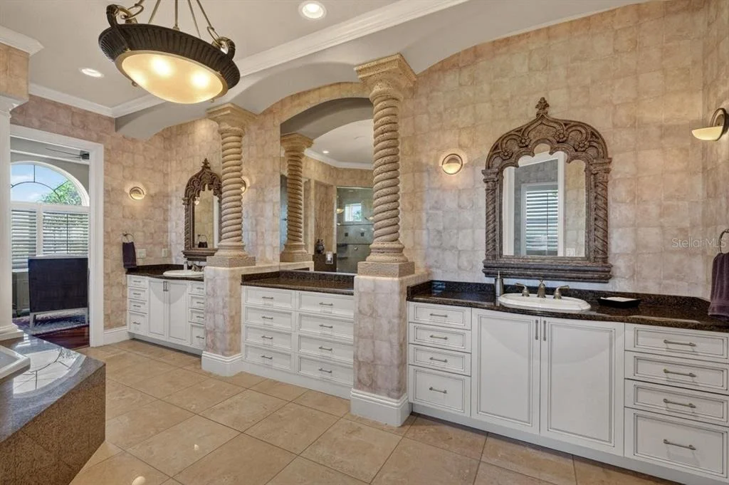 Photo of 1117 OXBRIDGE LANE