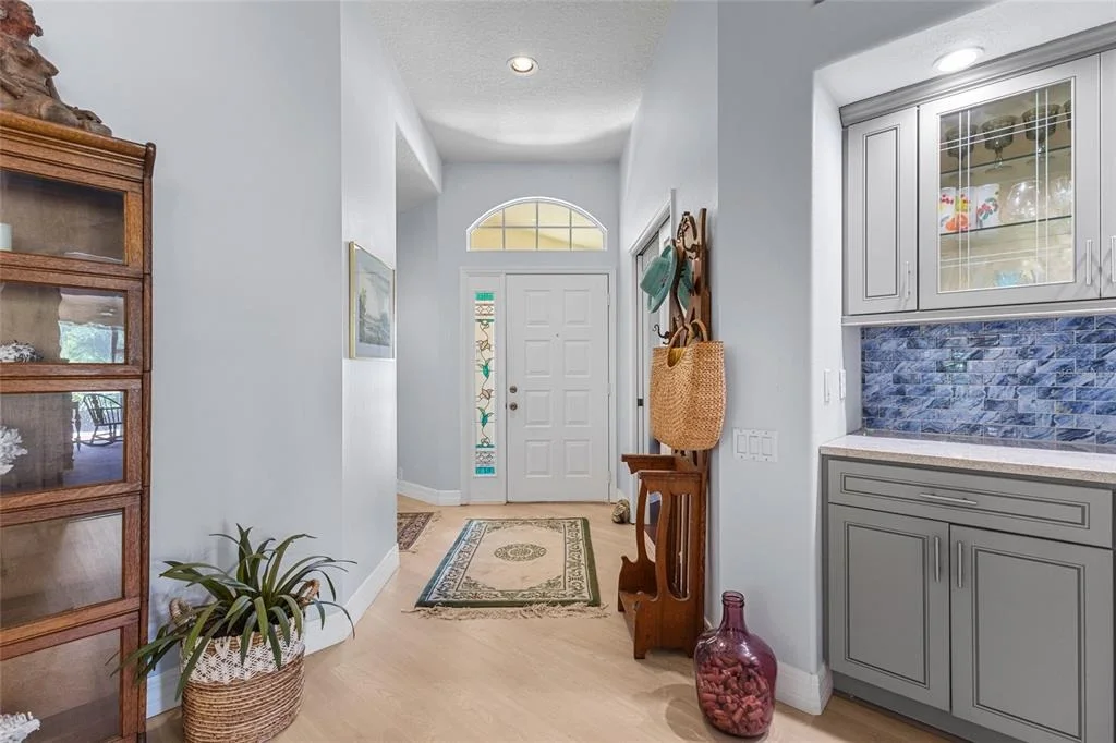 Photo of 6662 OAKBROOKE CIRCLE